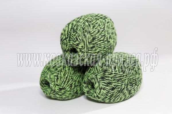 Марго 250гр  клубок яблоко+черный
